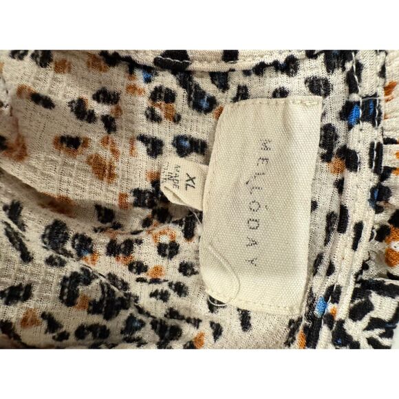 Melloday Sleeveless Halter Neck Keyhold Back Flowy Top - MultiColor - Size XL - Picture 4 of 5